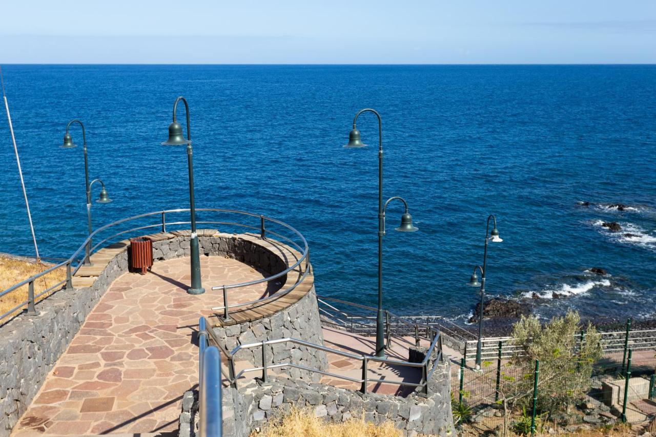 Home2Book Stunning Beachfront House With Sea Views Candelaria Zewnętrze zdjęcie